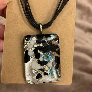 Glass pendent necklace